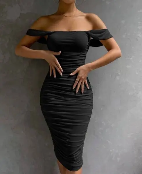 پیراهن دکلته استین افتاده😍